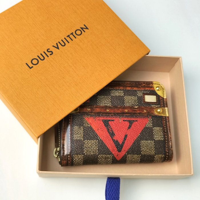 Louis Vuitton - Trunk Time Zippy Coin Purse - Brieftasche