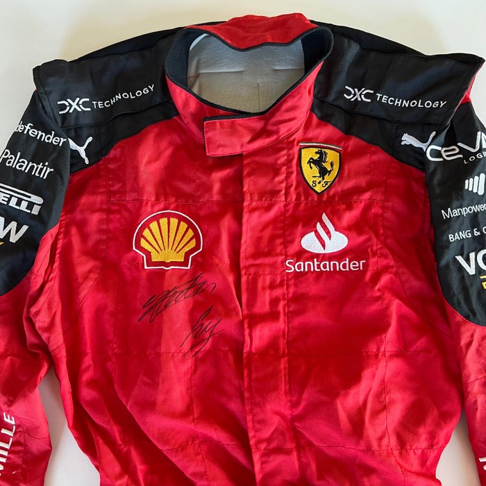 Ferrari - Mondiale F1 - Charles Leclerc and Carlos Sainz Jr - 2023 - Pitcrew öltönyök 