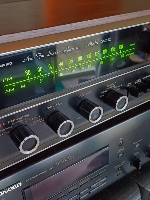 JVC - Nivico 5010U Receiver stereo în stare solidă