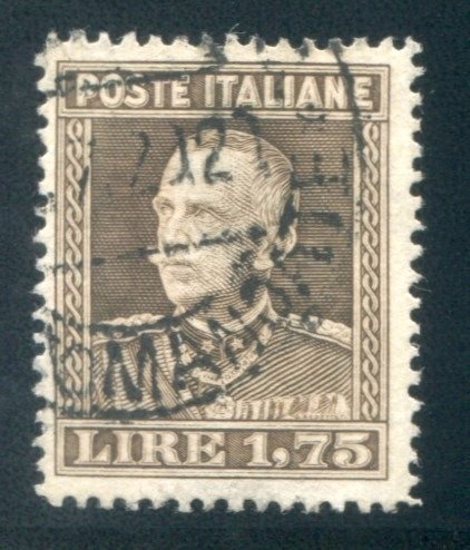 Italian kuningaskunta 1929 - Vitt Emanuele III 1,75 liiran ruskea lommo. 13 3/4 peruttu - sassone 242