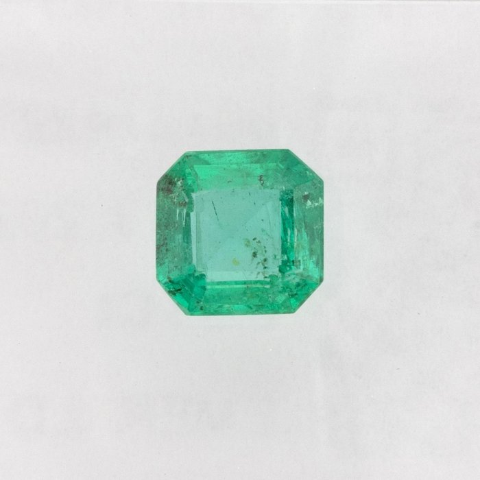 1 pcs No-Reserve Green Emerald - 0.53 ct