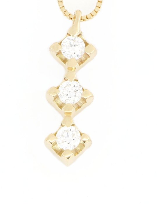 Halskette mit Anhänger - 18 kt Gelbgold Diamant  (Natürlich) 