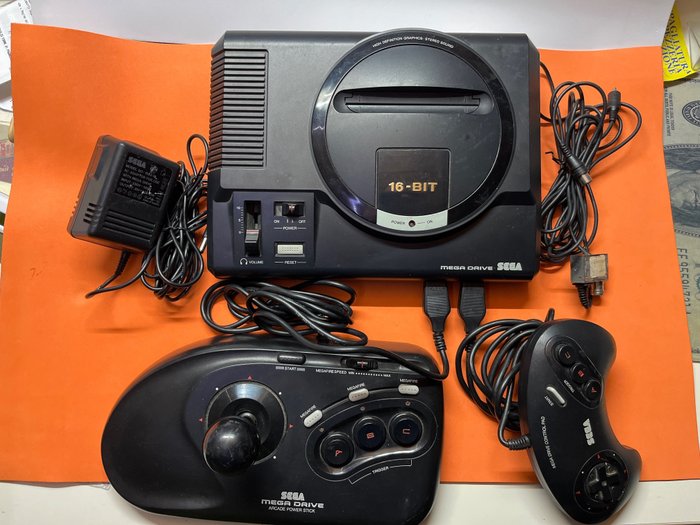 Sega - Mega Drive + Arcade power stick+control - 電子遊戲機 - 無原裝盒