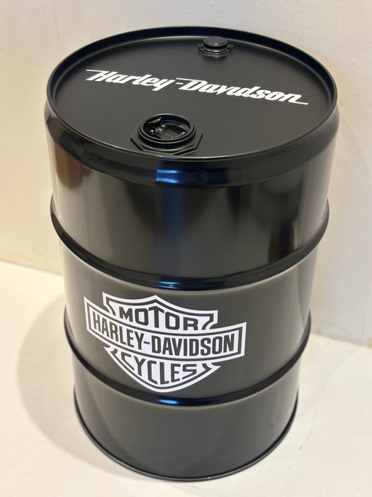 Rob VanMore - Barrel Harley Davidson