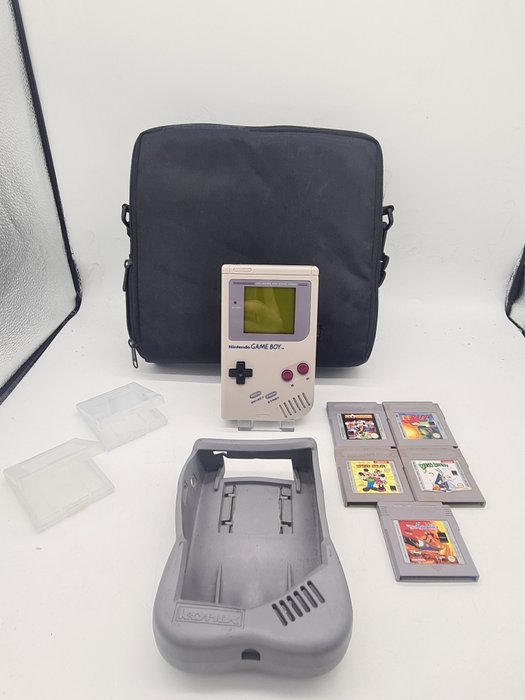 Nintendo - Dmg-01 - 1989 - Carrier Case/inlay - Hard Bumper Shell - games - Gameboy Classic - Video game console