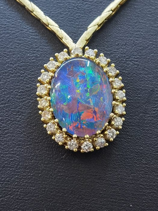 Halskette mit Anhänger - 14 kt Gelbgold Opal - Diamant 