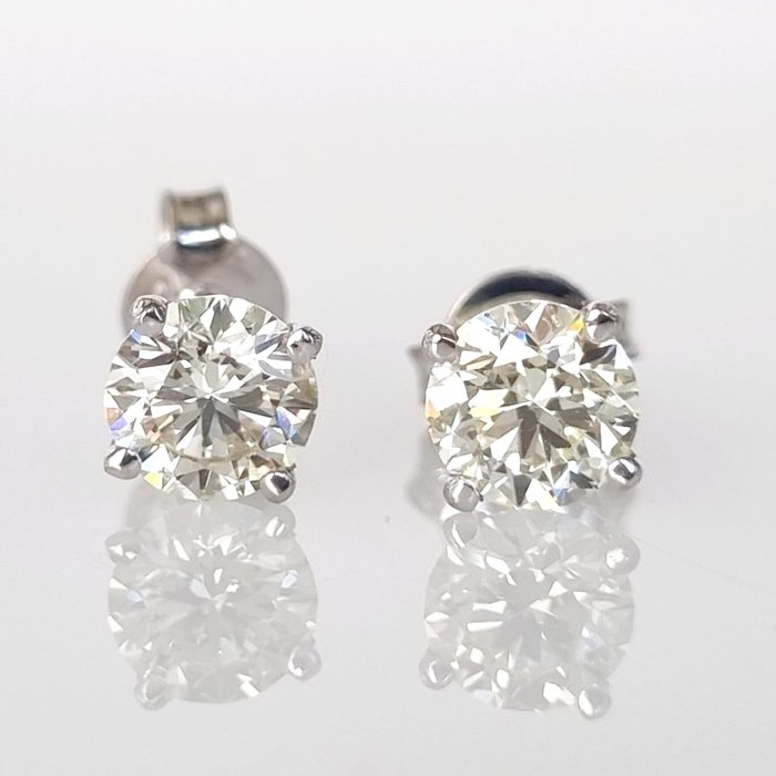 小型钉状耳环 - 白金 -  1.11ct. 钻石 