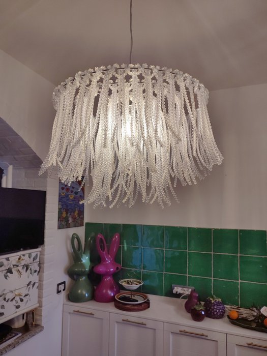 Adriana Lohmann Living design - Riippuva lamppu - JÄÄVUORIVALO - PVC putket