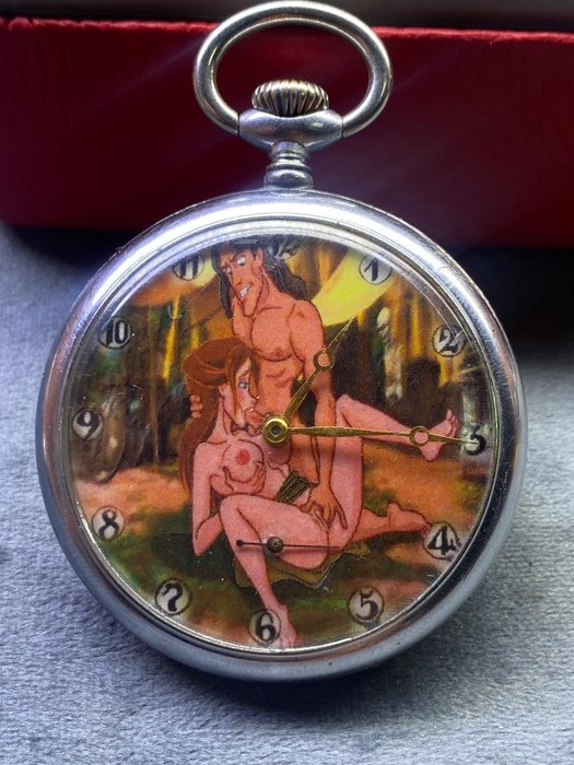 Erotic pocket watch - 1900-2000