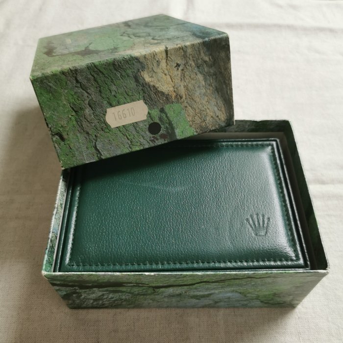 Rolex - vintage leather green box t2 ref. 68.00.71 complete out box stickers 16610 good