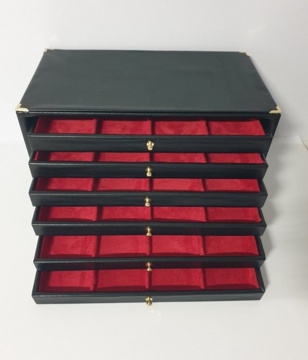 Portagioie in ecopelle nera 6 cassetti  estraibili - 珠宝盒 - 48个座位 - 木, 皮革