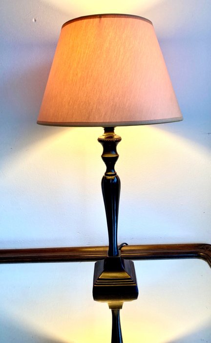 Lampe de table - En alliage