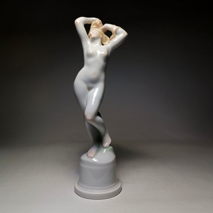 Herend - György Nemes (1885-1958) - Szobor, Art Deco Sensual Nude Lady - 24.5 cm - Porcelán