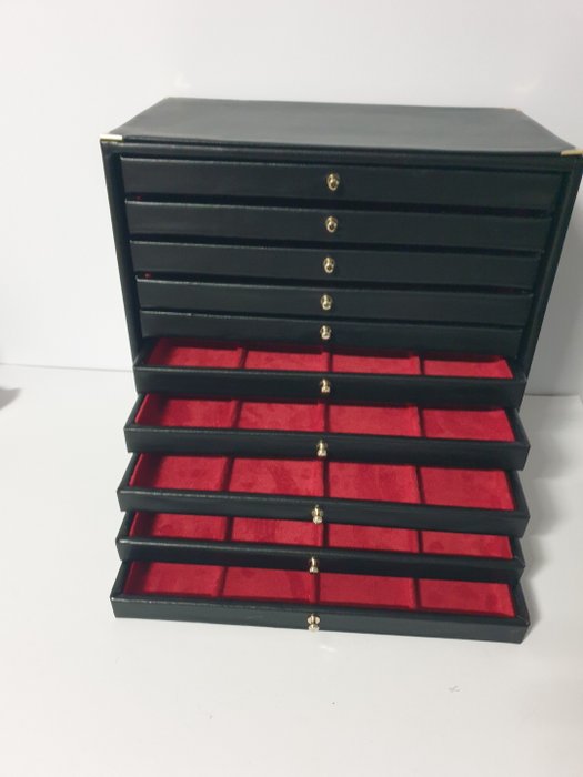 Portagioie in ecopelle nera 10 cassetti estraibili - 珠宝盒 - 80个座位 - 木, 皮革