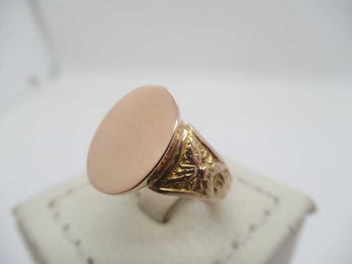 Ring - 12 kt. Yellow gold 