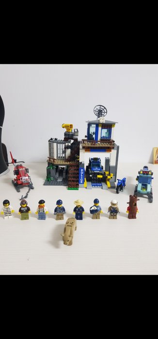 Lego - Stad - 60174 - Mountain Police Headquarters