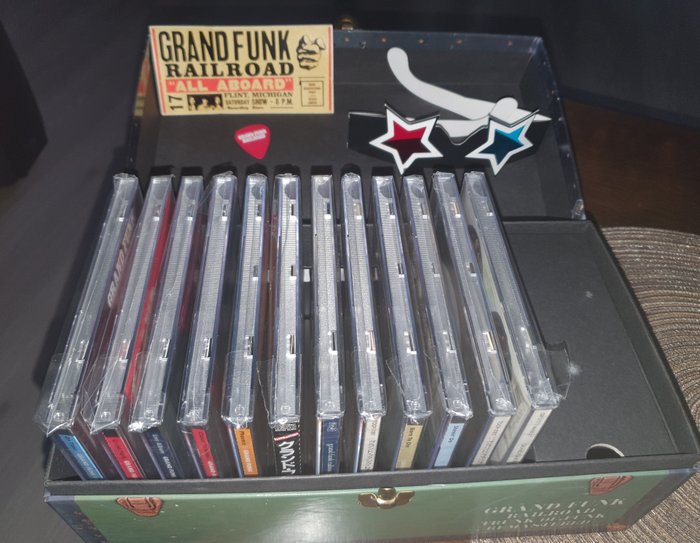 Grand Funk Railroad - A Trunk Of Funk - ltd. Edition - 12 CDs plus goodies - Titluri multiple - Set - 2003
