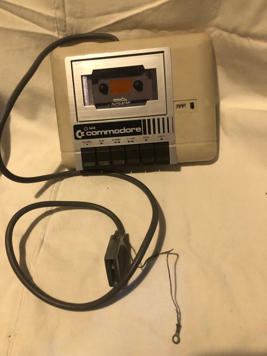 Commodore - Datassette Model 1530 + cassette games - Video game