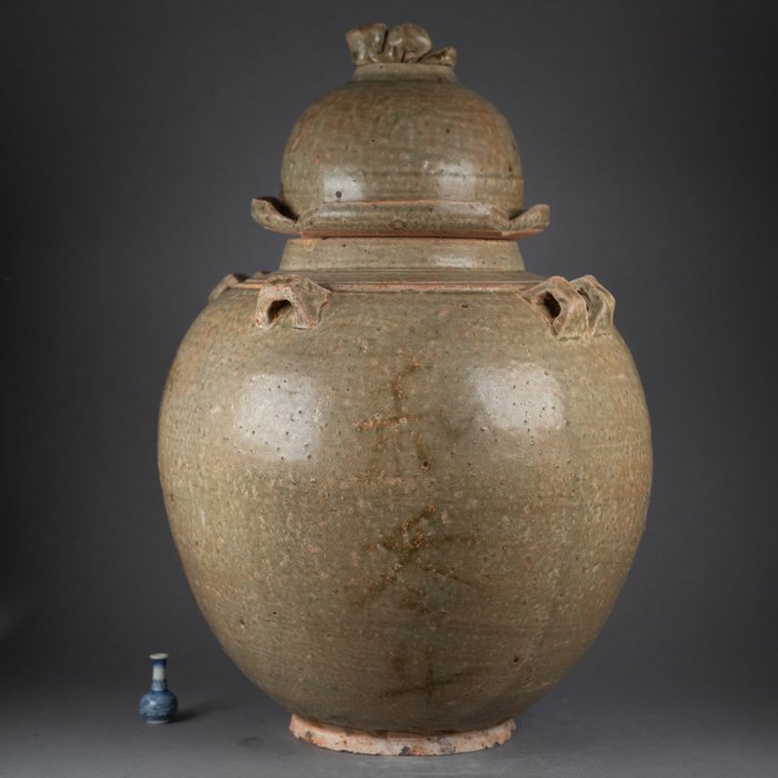 Váza - Porcelán - Kína - Qing Dynasty (1644-1911)  (Nincs minimálár)