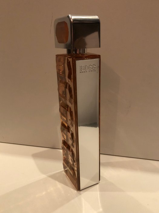 Hugo Boss - Parfümflasche - Faktisch (H. 39 cm) - Glas