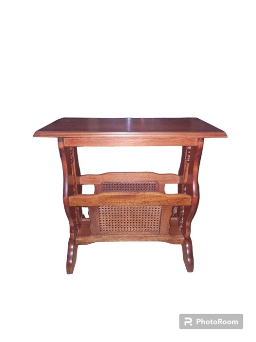 Tavolino di servizio (1) - Castagno, legna