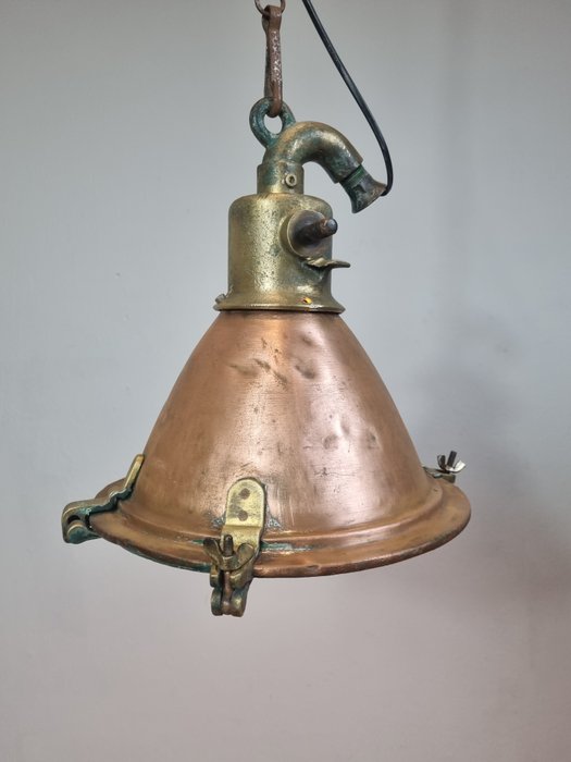Ship's lamp - Brass, Copper
