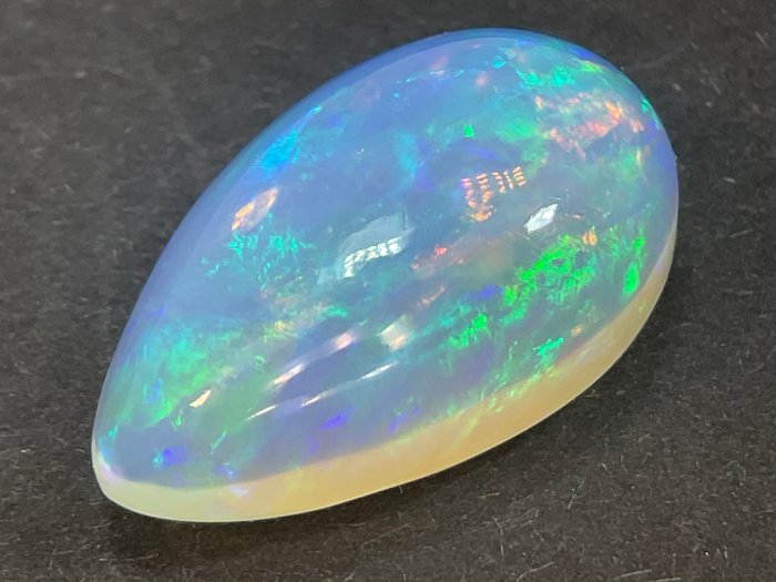 Wit + kleurenspel (intens) Kristal opaal - 8.69 ct