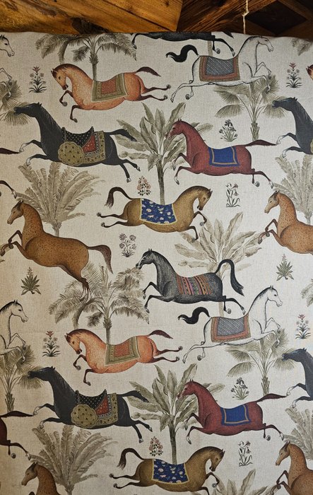 Rzadka orientalna tkanina z biegnącymi końmi - 600x140cm - Efekt lnu, kolor liny - Tkanina - 140 cm - 0.02 cm