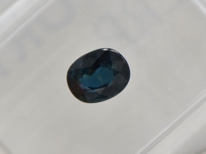 藍色 藍寶石 - 0.79 ct
