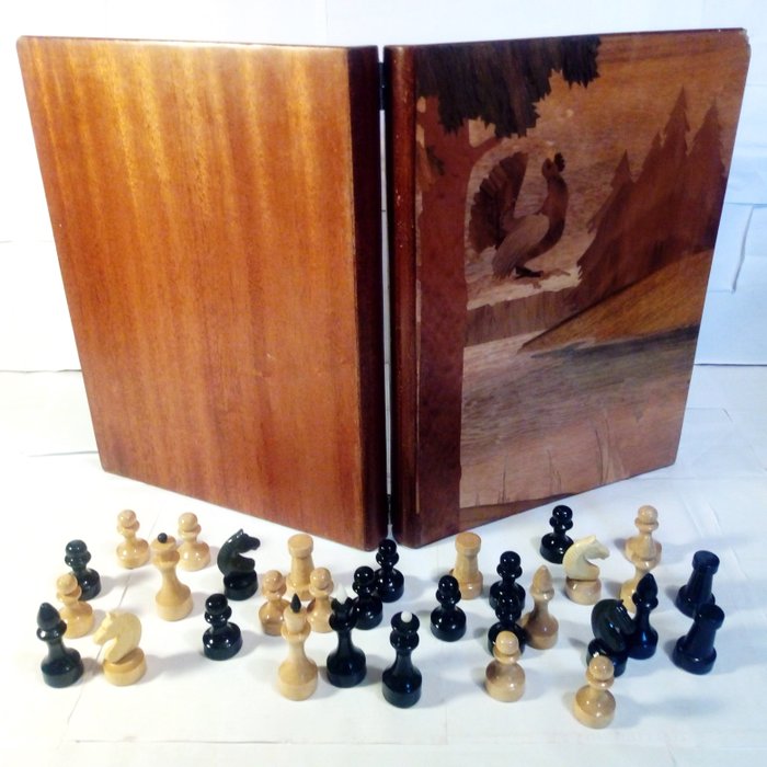 Tabuleiro de xadrez (1) - Libro Zagreb - Madeira