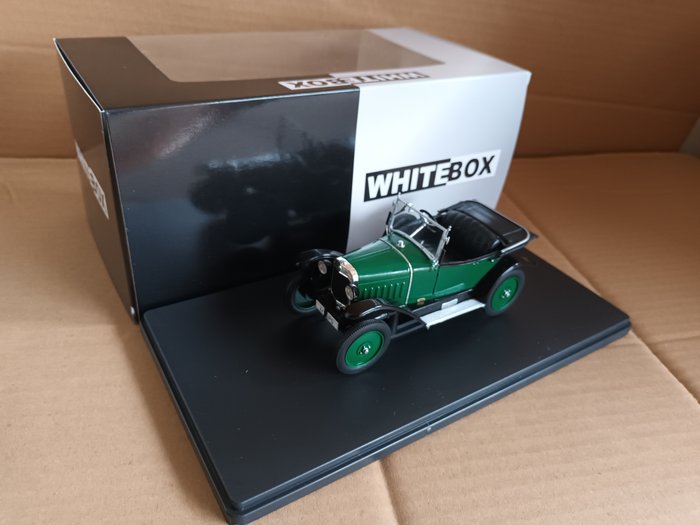 Whitebox 1:24 - 1 - Pienoismalliauto - Opel 4 /2 PS "Laubfrosch" 1924 - RHD