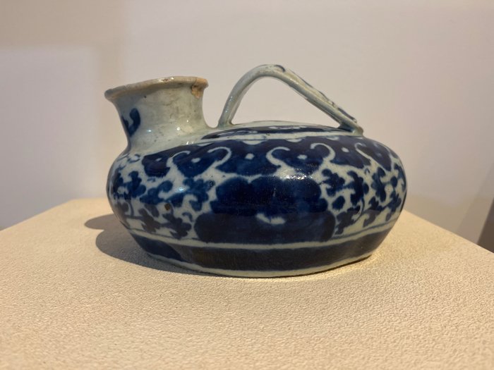 Urinol / Arrastadeira - Porcelana - China - Dinastia Qing (1644 - 1911)