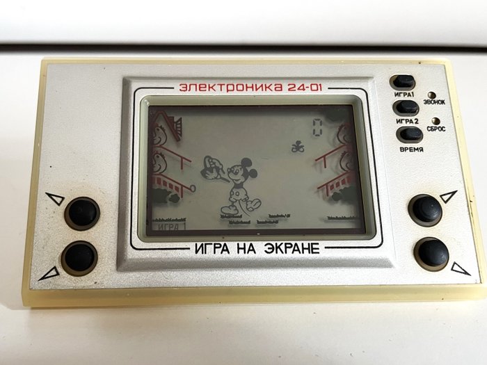 Elektronika - Antique console game Elekrtonika 24-01 (USSR) - 24-01 - Video game console (1) - Without original box