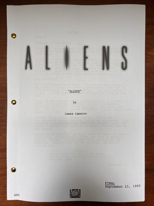 Aliens (1986) - Sigourney Weaver, Carrie Henn, Michael Biehn, Bill Paxton - 20th Century Studios