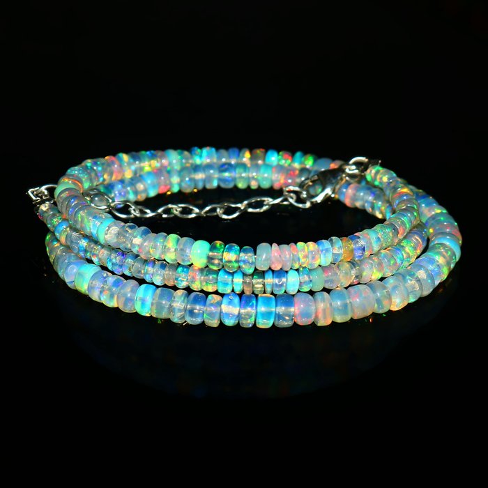 Natürlicher Opal Wunderschöne Halskette aus natürlichem Opal mit Verschluss aus 925er Silber. Scheibenschliff – 3,00 - Breite: 44 cm- 8.1 g - (207)