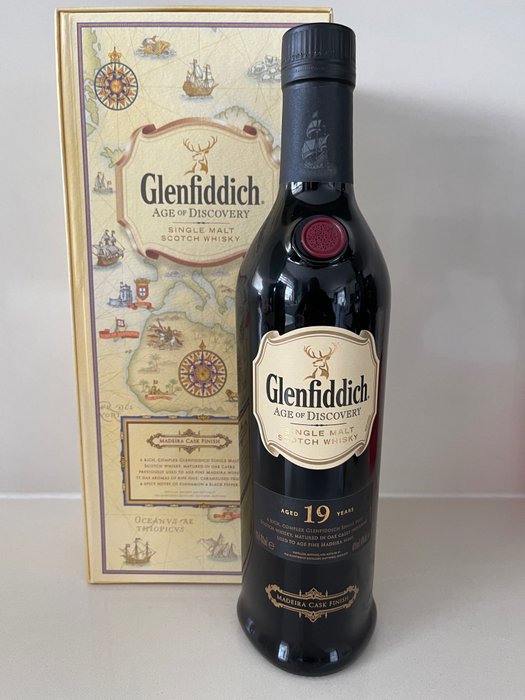 Glenfiddich 19 years old - Age Of Discovery Madeira Cask Finish - Original bottling  - 70cl