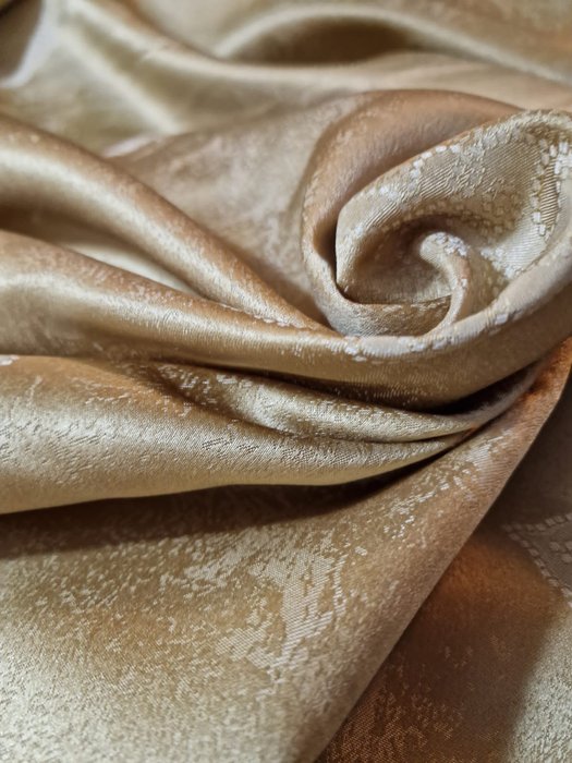  (2) - San leucio San leucio hermosa tela damasco dorado 600x m140 - Textil