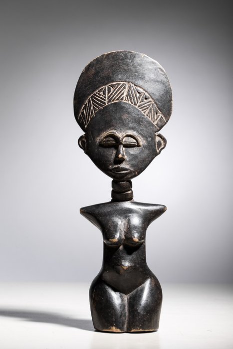 Figura de antepasado - Asante - Ghana  (Sin Precio de Reserva)