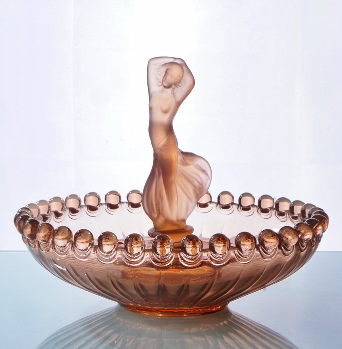Walther & Söhne - Skål - Large Art Deco Centerpiece with 'Dancing Lady' - Glass