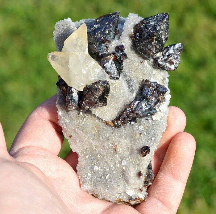 閃鋅礦和方解石 矩陣晶體 - 高度: 112 mm - 闊度: 75 mm- 271 g