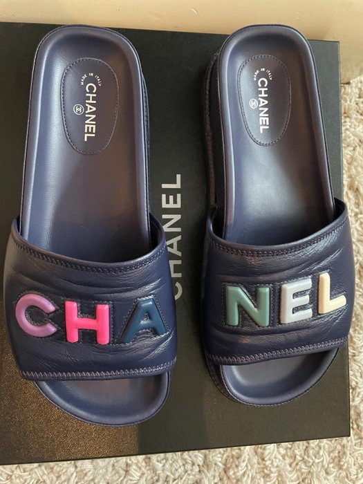 Chanel - Pantofi talpă plată - Dimensiune: Shoes / EU 39.5