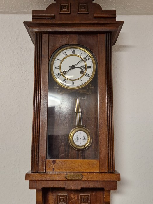 Relógio de parede - Madeira - 1940-1950