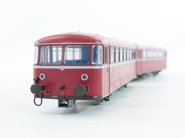Märklin H0轨 - 39978 - 模型火车轨道车 (1) - 带拖车的轨道客车 VT 98.9 - DB