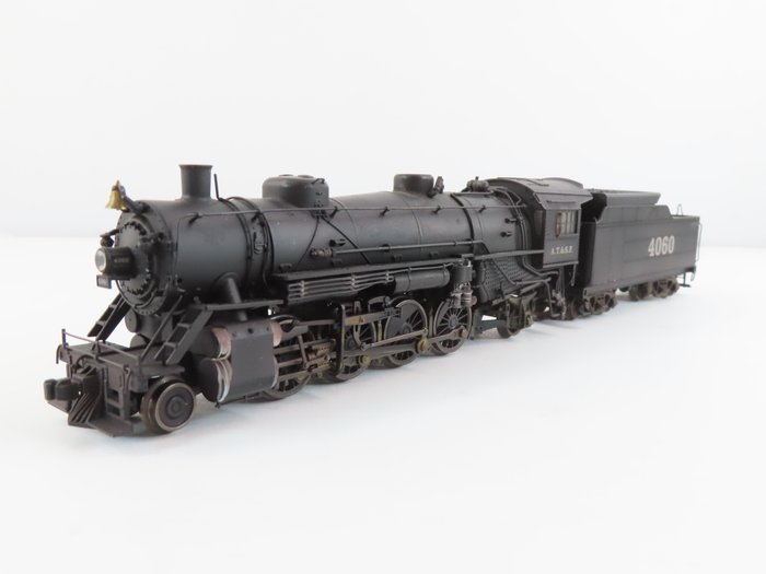 Märklin H0 - 37935 - Dampflokomotive mit Tender (1) - Typ 2-8-2 Leichtes Mikado, verwittert - A.T & S.F.
