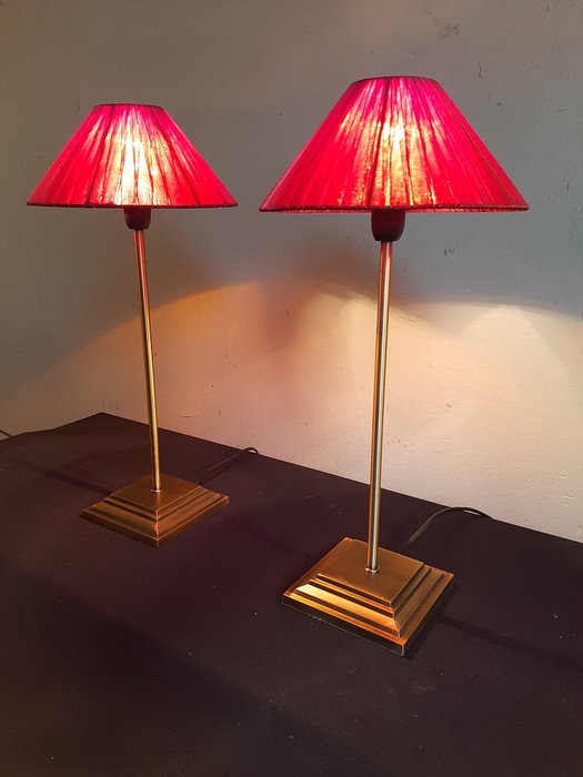 Lámpara de sobremesa (2) - Lámparas de mesa - Sombrero rojo burdeos (nuevo) - Metal