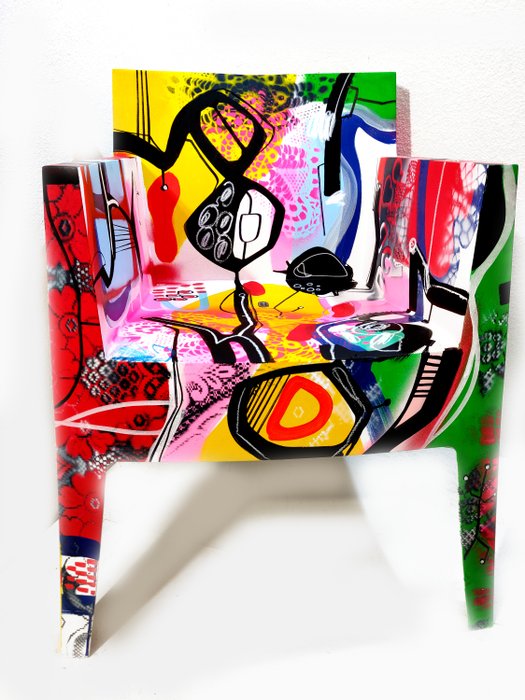 Driade - Philippe Starck - Fotel - Obiekt artystyczny autorstwa Jacka Soro - różne środki przekazu