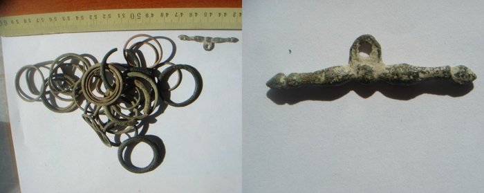 Celtique. Lot de 27 fusaïoles en bronze et un pendentif romain phallique c. 1 er siècle avant Jésus-Christ