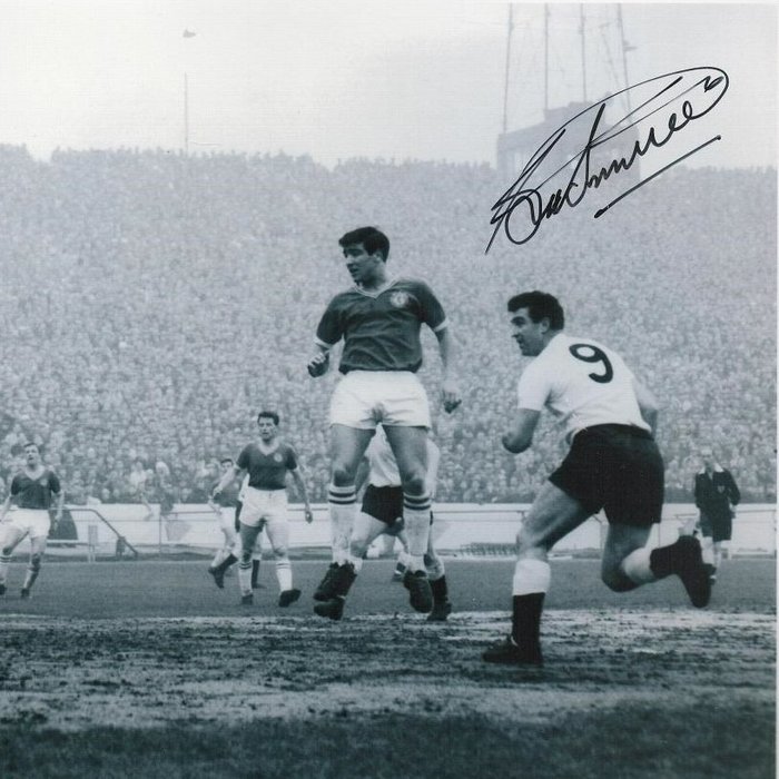 Bobby Smith (1933-2010) - Tottenham Hotspur Legend - Signed Photo