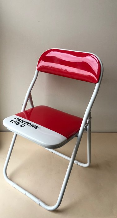 Seletti - Πτυσσόμενη καρέκλα - Pantone 186C - Αλουμίνιο, Σίδηρος (Σφυρήλατος), Βινύλι