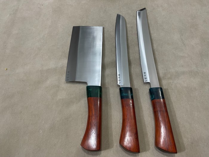 Juego de cuchillos de mesa (3) - Juego de cuchillos de chef japoneses profesionales Burja, Yanagiba y Chopperr - Acero D2, mango de palisandro rojo